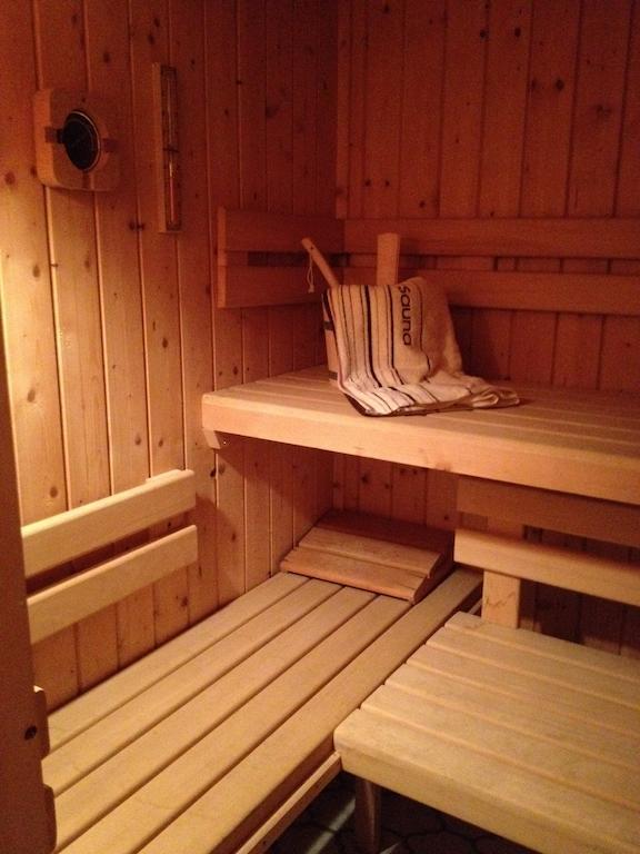 Haus Zur Therme Бад-Миттерндорф Номер фото
